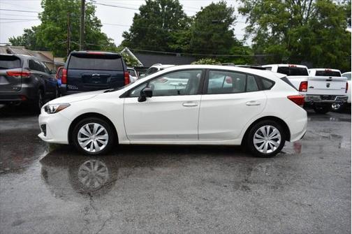 2019 Subaru Impreza 2.0i