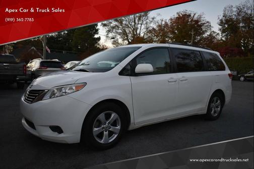 2011 Toyota Sienna LE