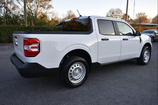 2024 Ford Maverick XL