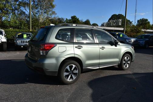 2017 Subaru Forester 2.5i