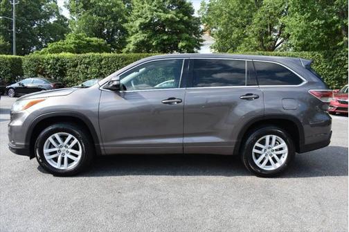 2015 Toyota Highlander LE