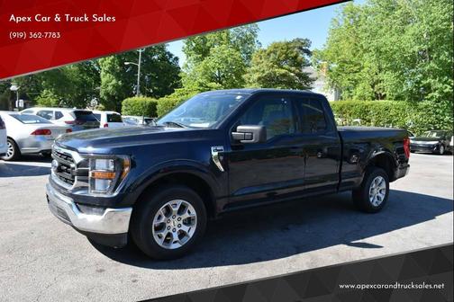 Blue 2023 Ford F-150 XLT
