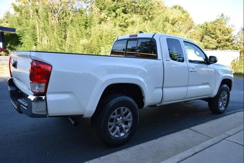2017 Toyota Tacoma SR5