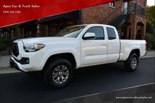 2017 Toyota Tacoma SR5