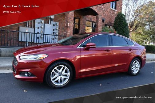 2014 Ford Fusion SE