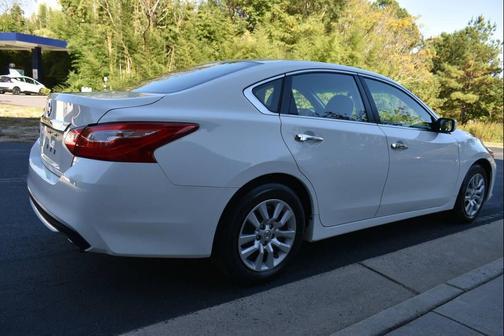 2016 Nissan Altima 2.5 S