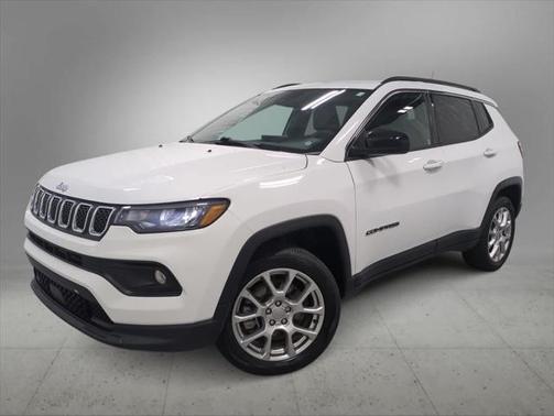 2023 Jeep Compass Latitude Lux