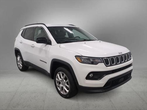 2023 Jeep Compass Latitude Lux