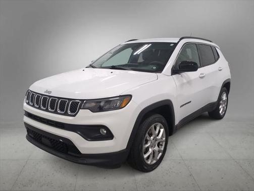 2023 Jeep Compass Latitude Lux