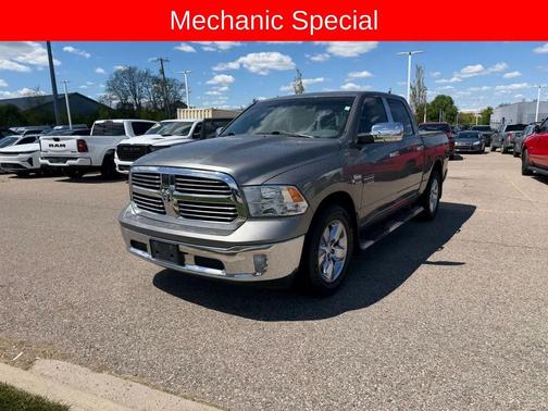 Mineral Gray Metallic Clearcoat 2013 RAM 1500 Big Horn