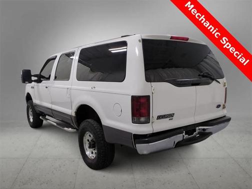 2002 Ford Excursion XLT
