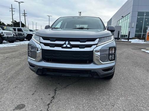 2023 Mitsubishi Outlander Sport 2.0 ES