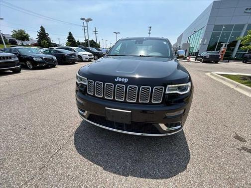 2017 Jeep Grand Cherokee Summit