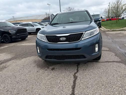 Wave Blue 2014 Kia Sorento LX