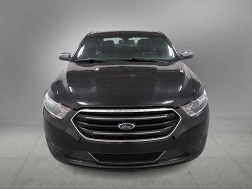 2015 Ford Taurus Limited