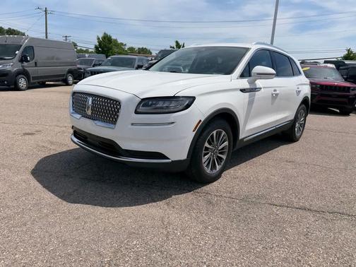 PRISTINE WHITE 2021 Lincoln Nautilus Standard