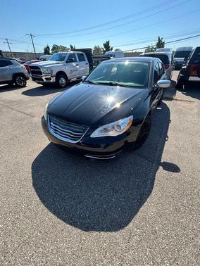 2013 Chrysler 200 Limited