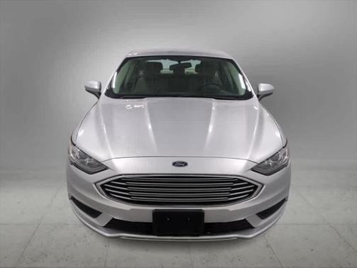 2018 Ford Fusion Hybrid SE