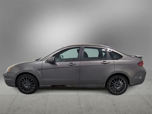 2010 Ford Focus SES