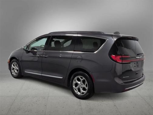 2022 Chrysler Pacifica Limited