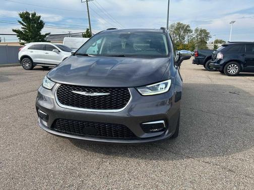2022 Chrysler Pacifica Limited