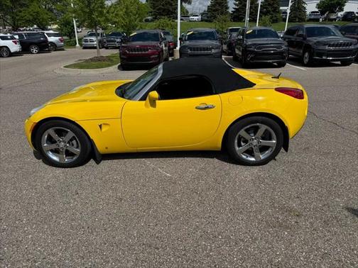 2007 Pontiac Solstice 2dr Convertible