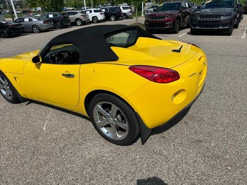 2007 Pontiac Solstice 2dr Convertible