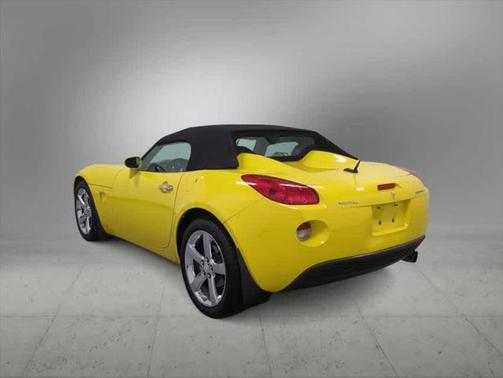 2007 Pontiac Solstice 2dr Convertible
