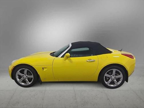 2007 Pontiac Solstice 2dr Convertible