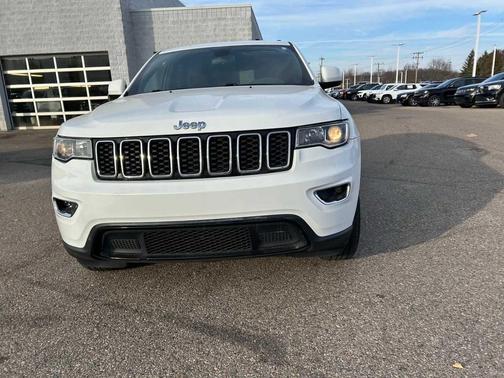 2020 Jeep Grand Cherokee Laredo