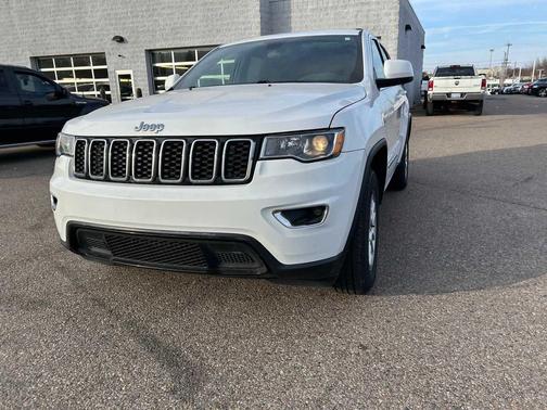 2020 Jeep Grand Cherokee Laredo