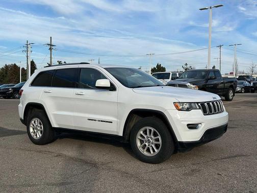 2020 Jeep Grand Cherokee Laredo