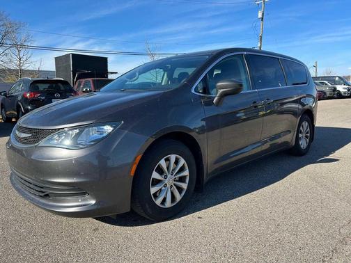 2017 Chrysler Pacifica Touring