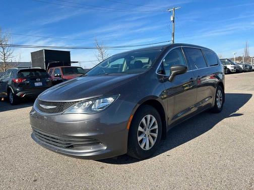 2017 Chrysler Pacifica Touring