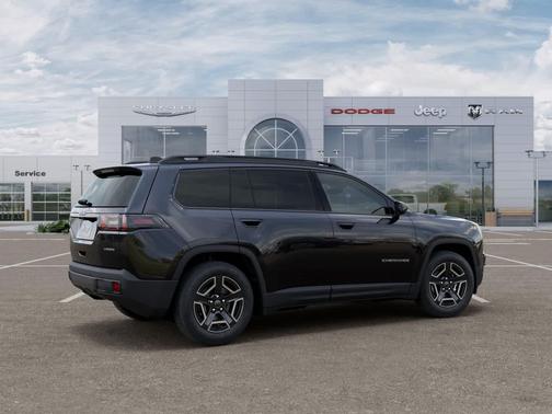 Diamond Black Crystal Pearlcoat 2026 Jeep Cherokee Laredo 4x4