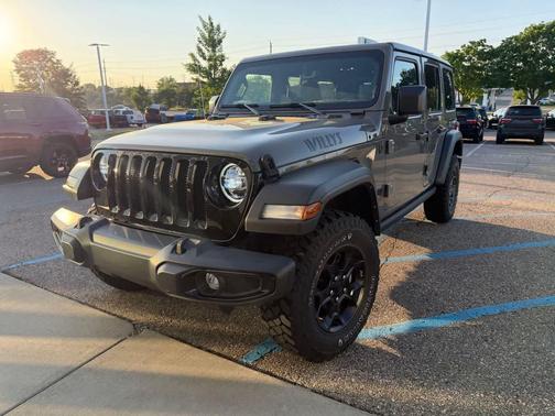 Sting-Gray Clearcoat 2022 Jeep Wrangler Willys