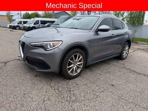 Stromboli Gray Metallic 2018 Alfa Romeo Stelvio Ti