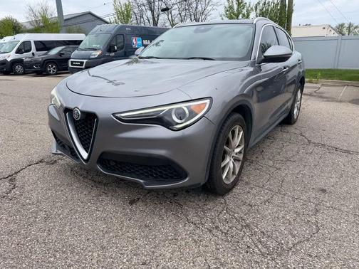 Stromboli Gray Metallic 2018 Alfa Romeo Stelvio Ti