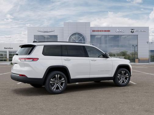 Bright White Clearcoat 2027 Jeep Grand Cherokee L Limited