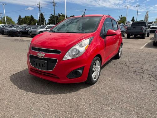 Salsa 2015 Chevrolet Spark 1LT