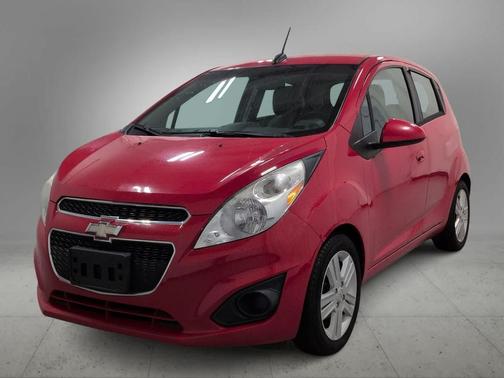 Salsa 2015 Chevrolet Spark 1LT