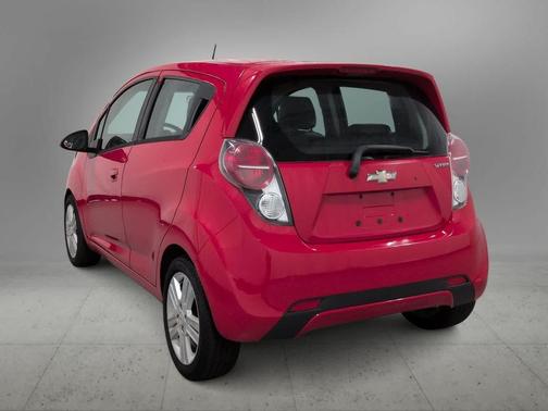 Salsa 2015 Chevrolet Spark 1LT