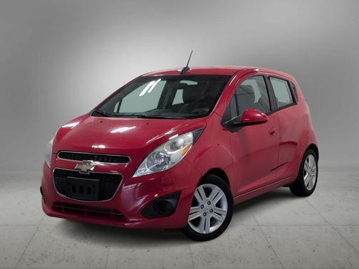 Salsa 2015 Chevrolet Spark 1LT