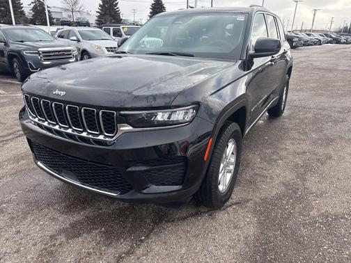 2023 Jeep Grand Cherokee Laredo