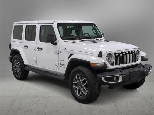 2024 Jeep Wrangler 4-Door Sahara 4x4