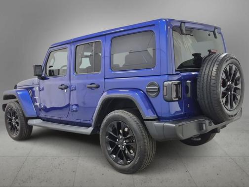 Ocean Blue Metallic 2019 Jeep Wrangler Unlimited Sahara