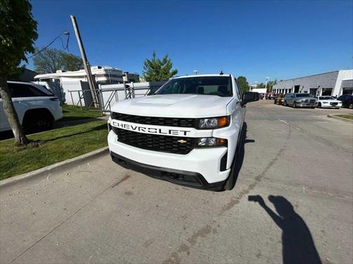 2020 Chevrolet Silverado 1500 Custom