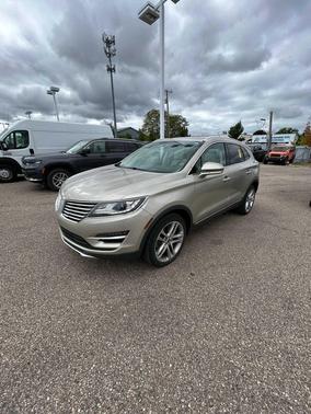 2015 Lincoln MKC Base