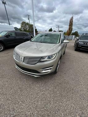 2015 Lincoln MKC Base