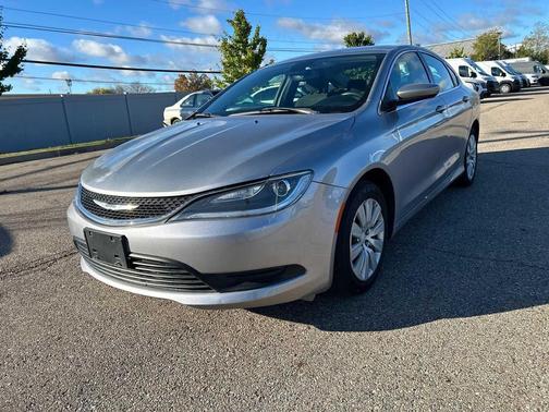 2015 Chrysler 200 LX
